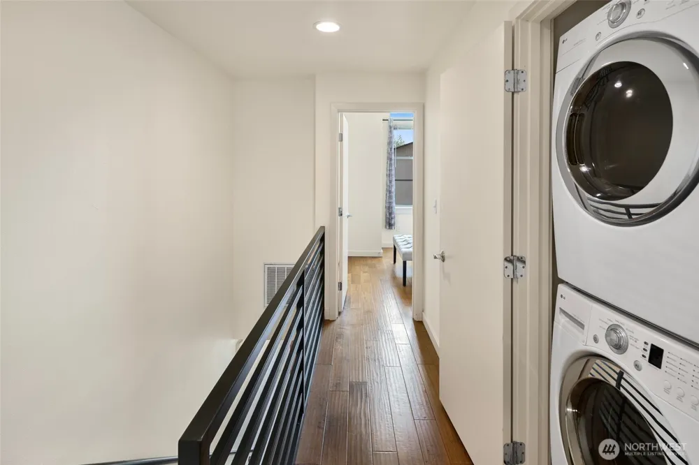 1232 Northgate Way Seattle, WA 98133