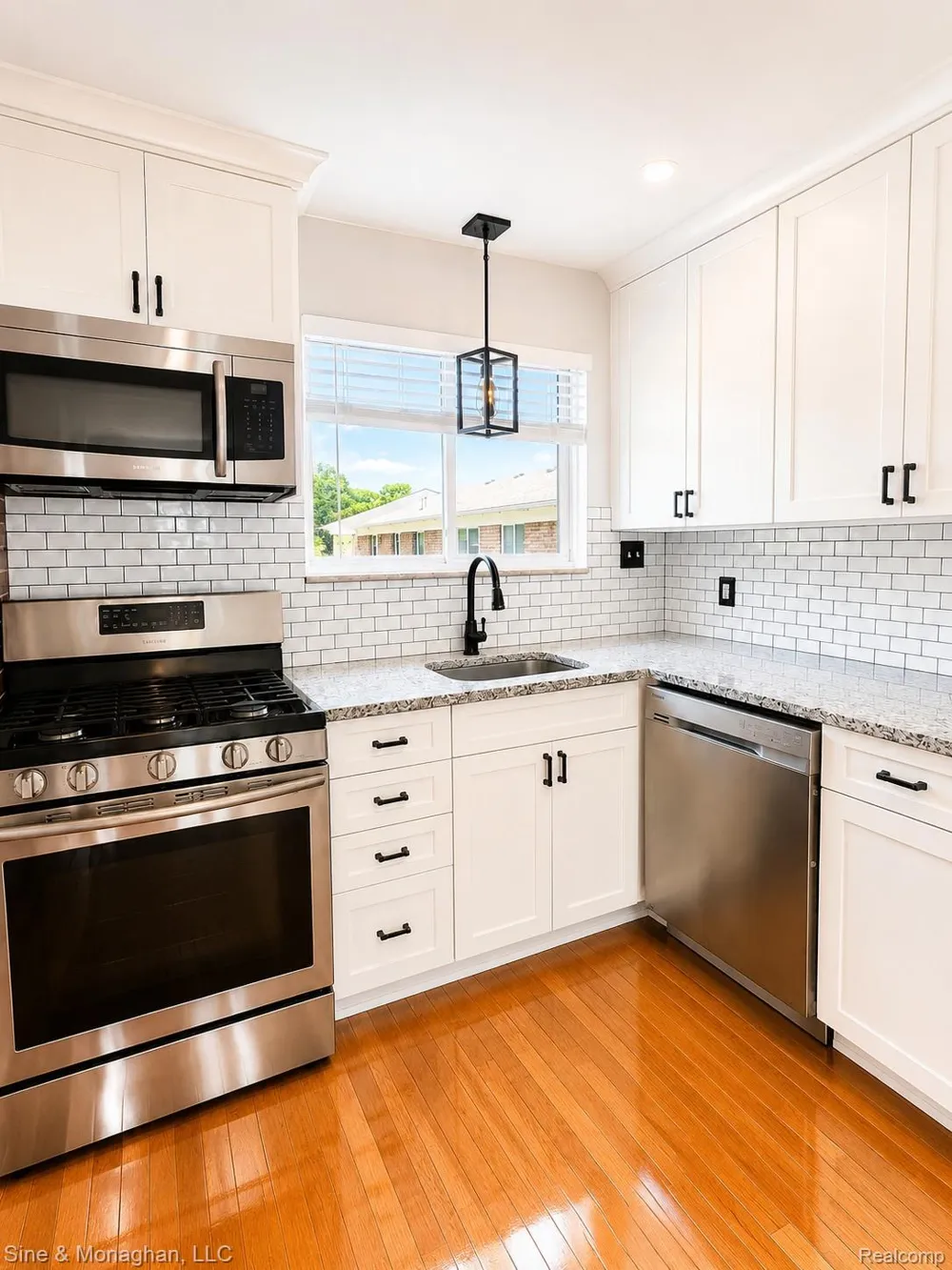 433 Miller Avenue #203 Rochester City, MI 48307