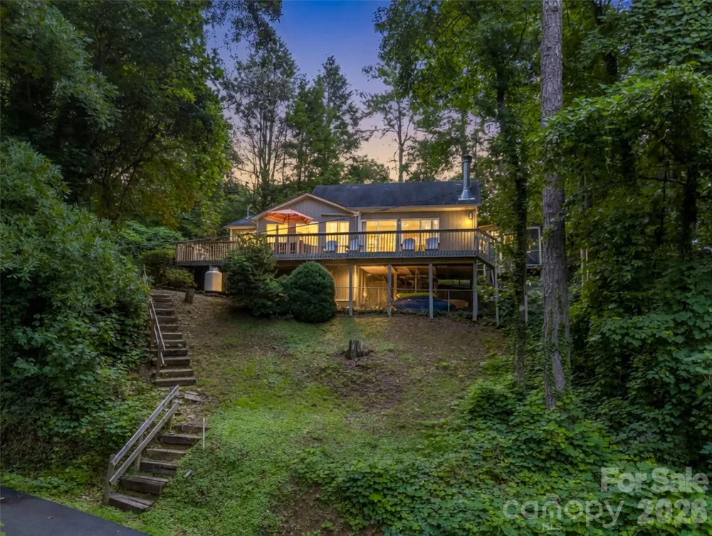 239 Havnaers Point Lake Lure, NC 28746