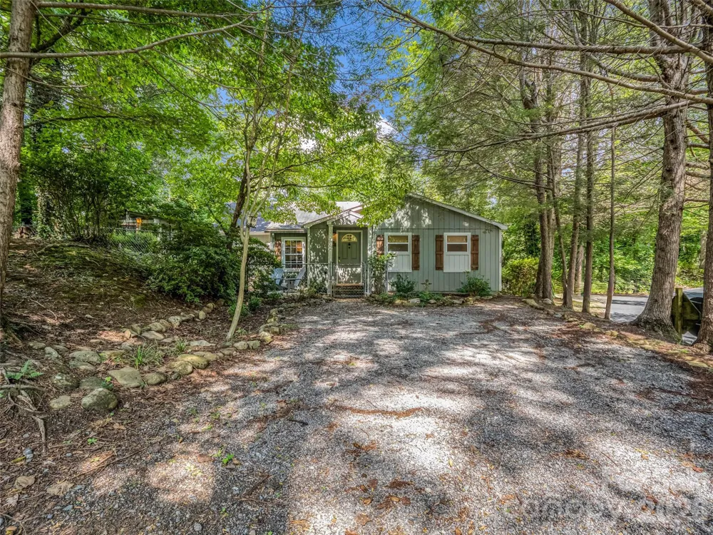 239 Havnaers Point Lake Lure, NC 28746