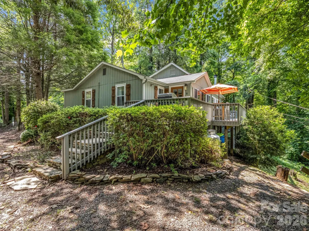 239 Havnaers Point Lake Lure, NC 28746