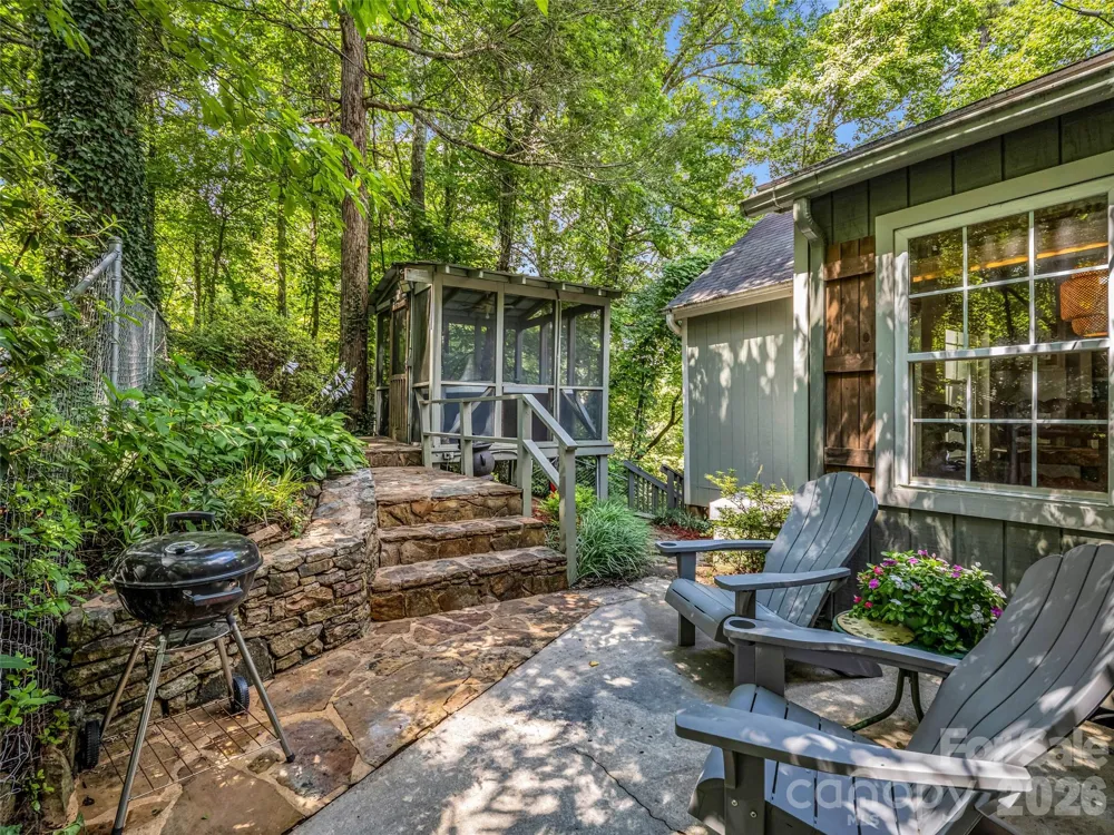 239 Havnaers Point Lake Lure, NC 28746