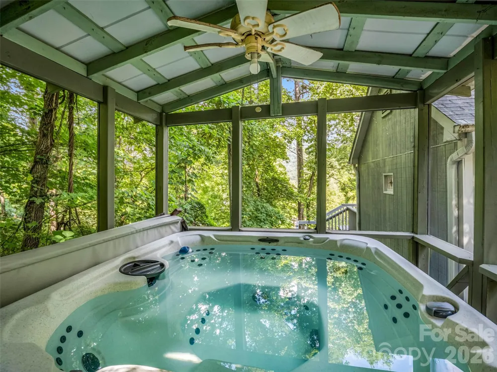 239 Havnaers Point Lake Lure, NC 28746