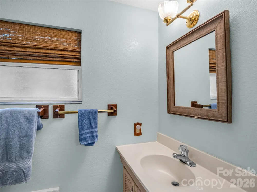 239 Havnaers Point Lake Lure, NC 28746
