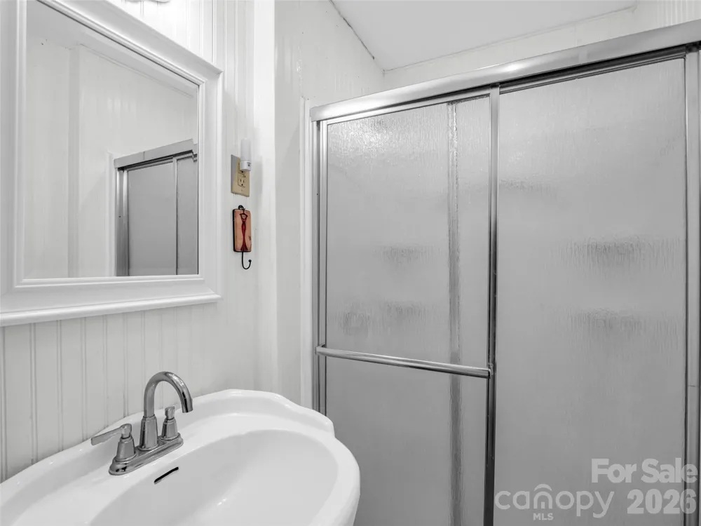 239 Havnaers Point Lake Lure, NC 28746