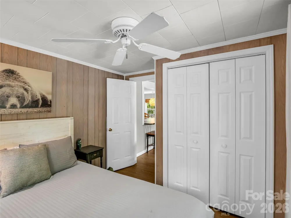 239 Havnaers Point Lake Lure, NC 28746