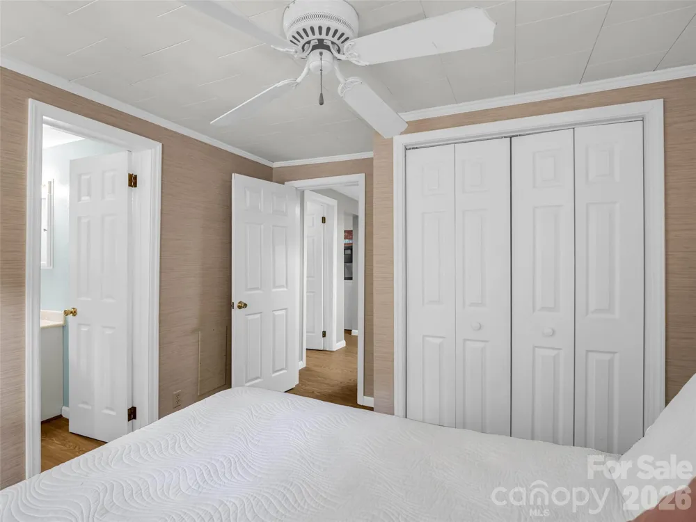 239 Havnaers Point Lake Lure, NC 28746