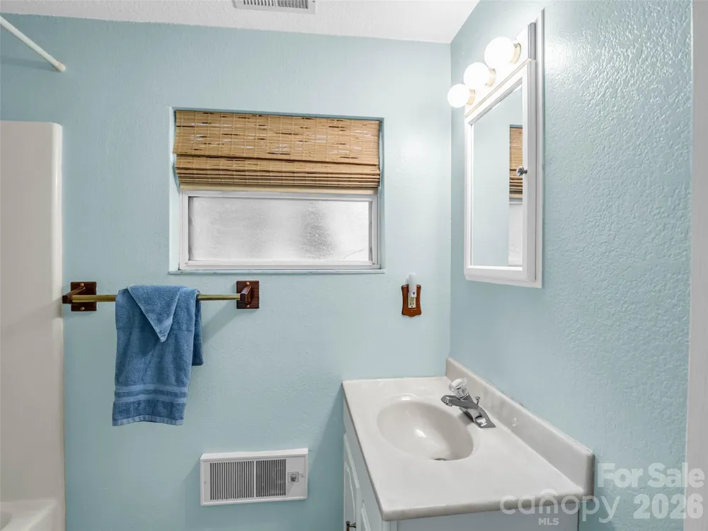 239 Havnaers Point Lake Lure, NC 28746