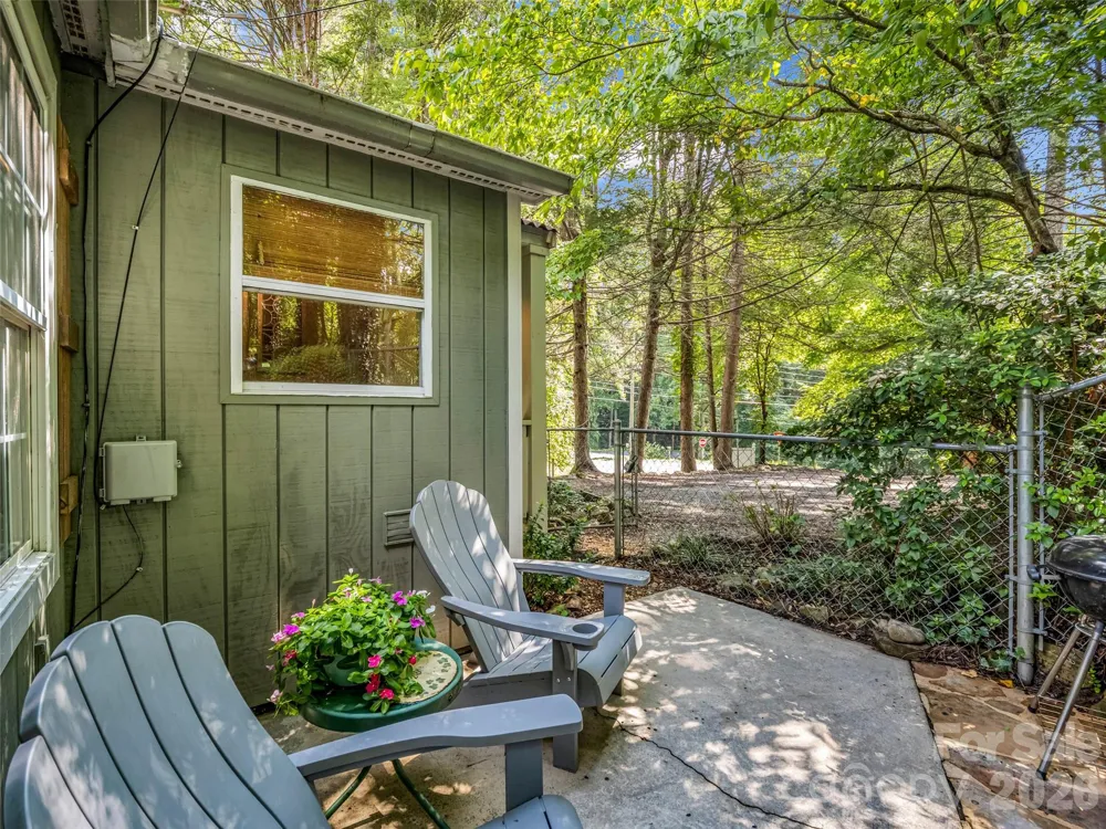 239 Havnaers Point Lake Lure, NC 28746
