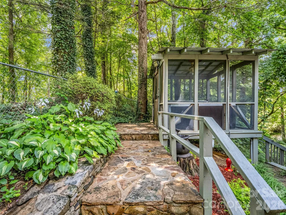 239 Havnaers Point Lake Lure, NC 28746