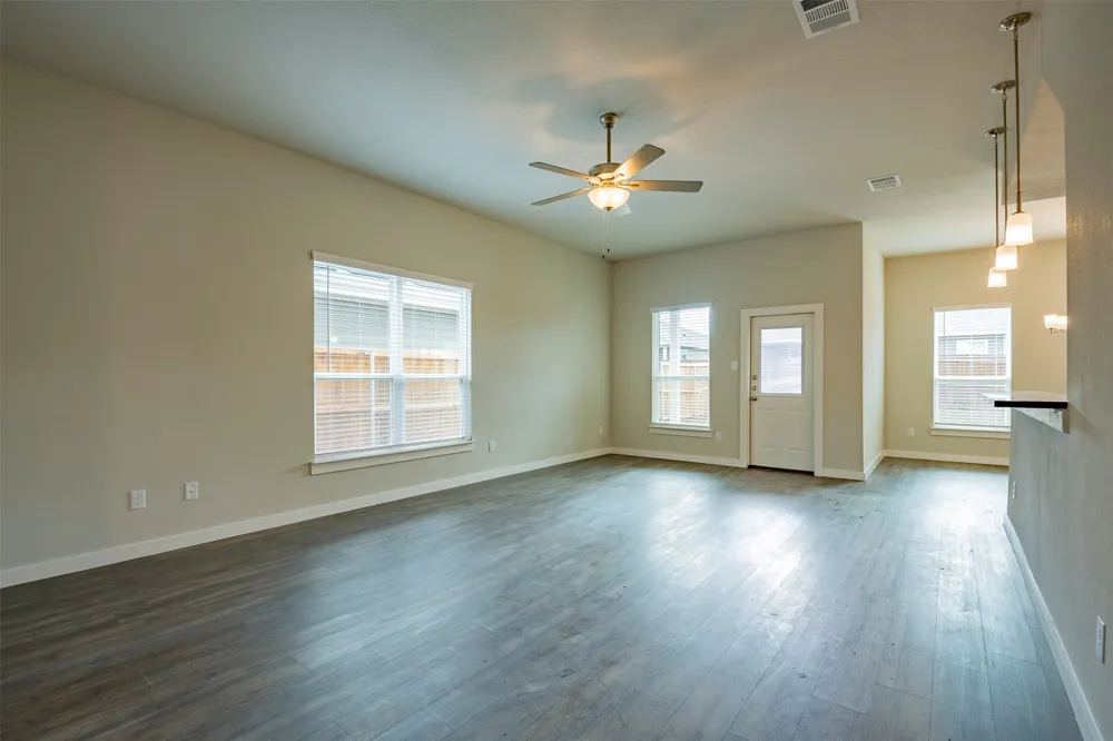 644 Wheatfield Drive Venus, TX 76084