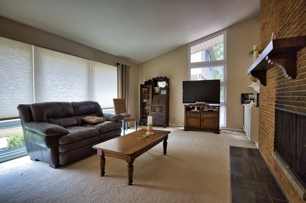 8683 Club House Drive Brighton, MI 48116