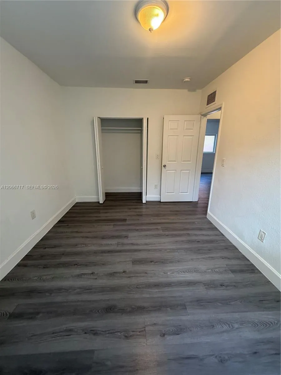 328 SW 15th Ave #- Miami, FL 33135