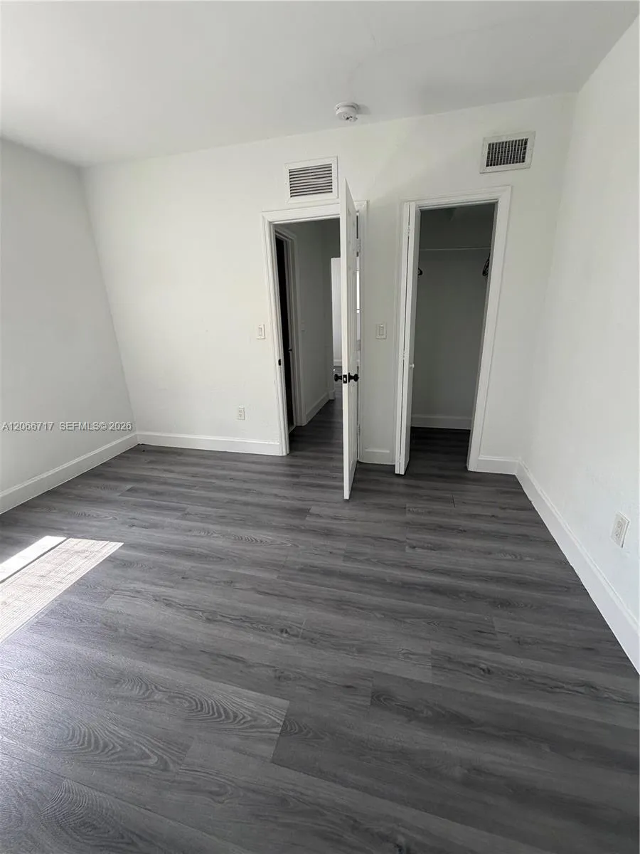 328 SW 15th Ave #- Miami, FL 33135
