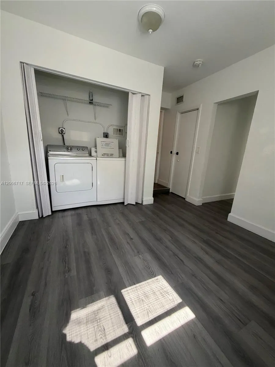 328 SW 15th Ave #- Miami, FL 33135