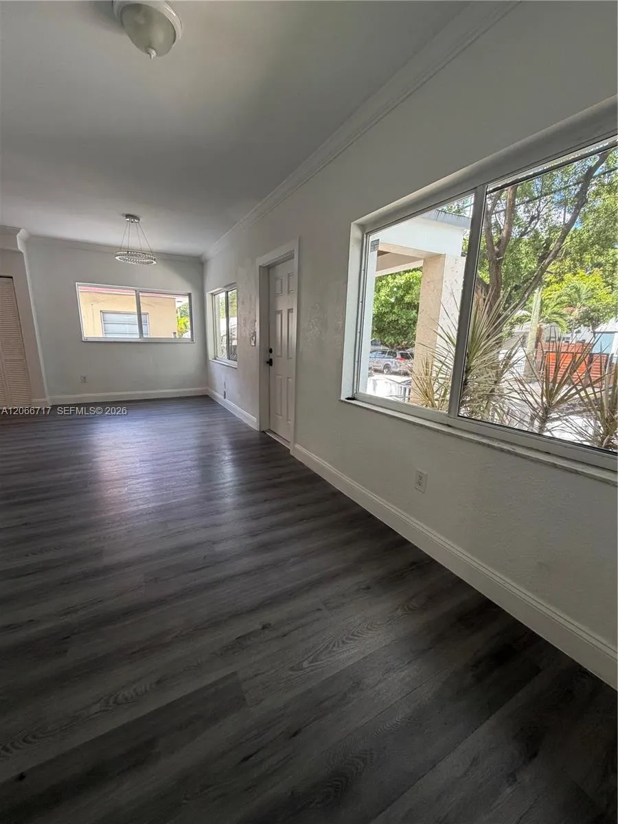328 SW 15th Ave #- Miami, FL 33135