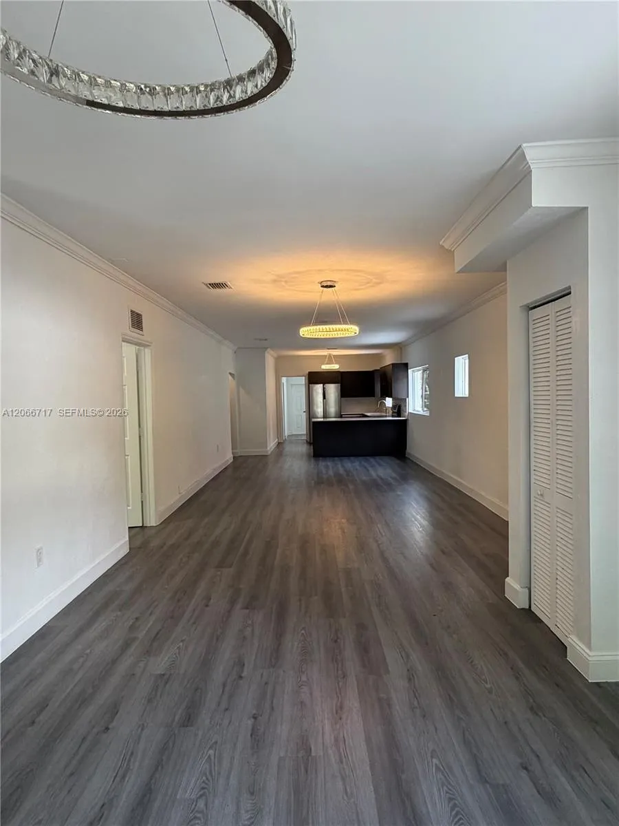 328 SW 15th Ave #- Miami, FL 33135