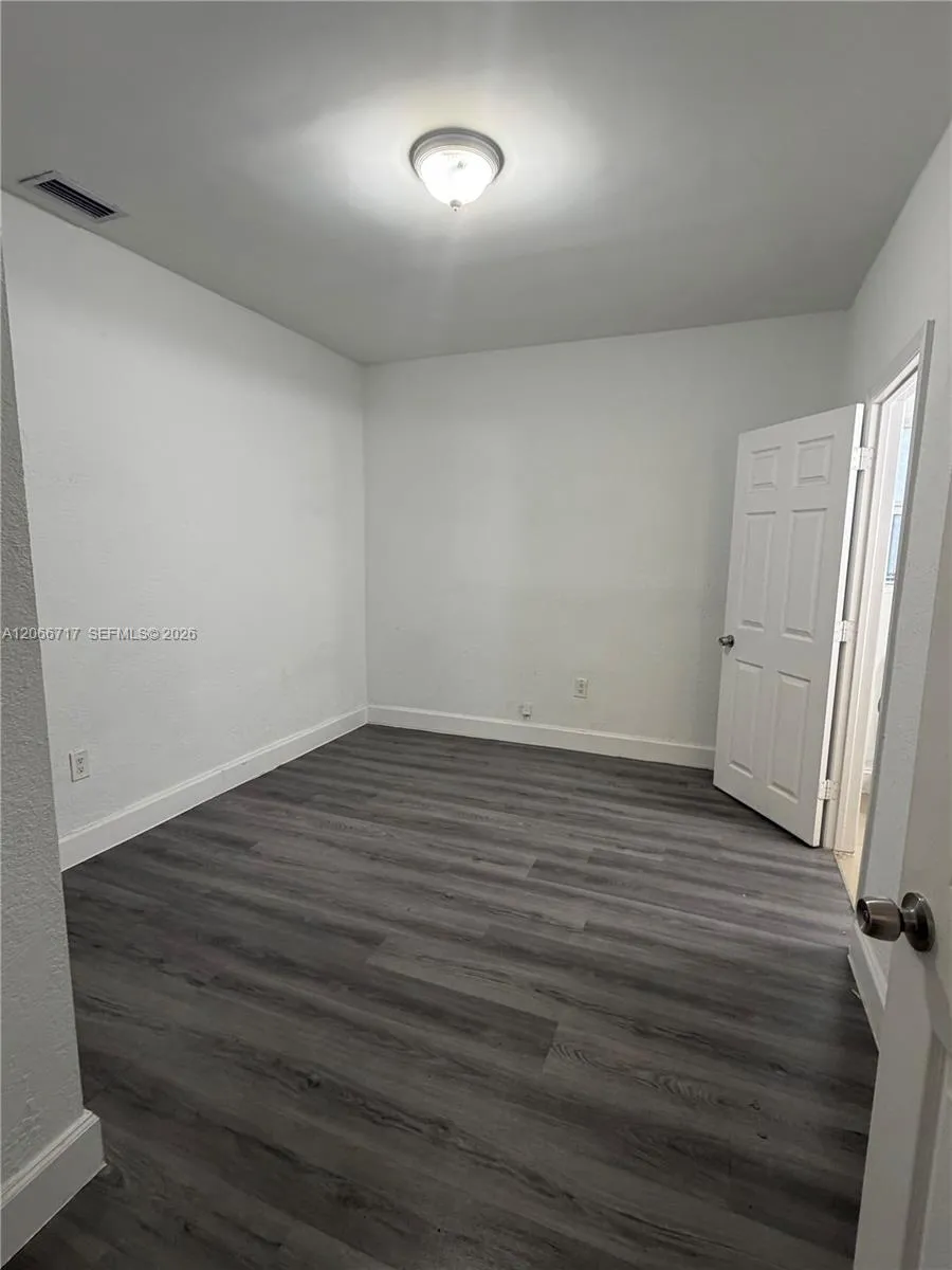 328 SW 15th Ave #- Miami, FL 33135