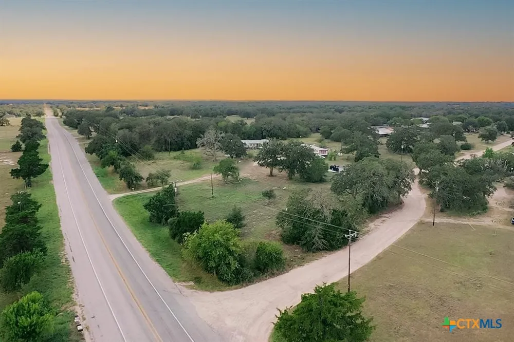 113 Hannah Road #A Smithville, TX 78957