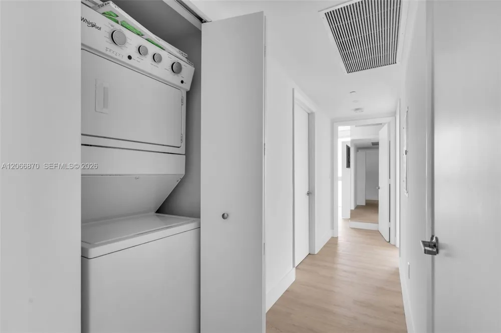 495 Brickell Ave #3601 Miami, FL 33131