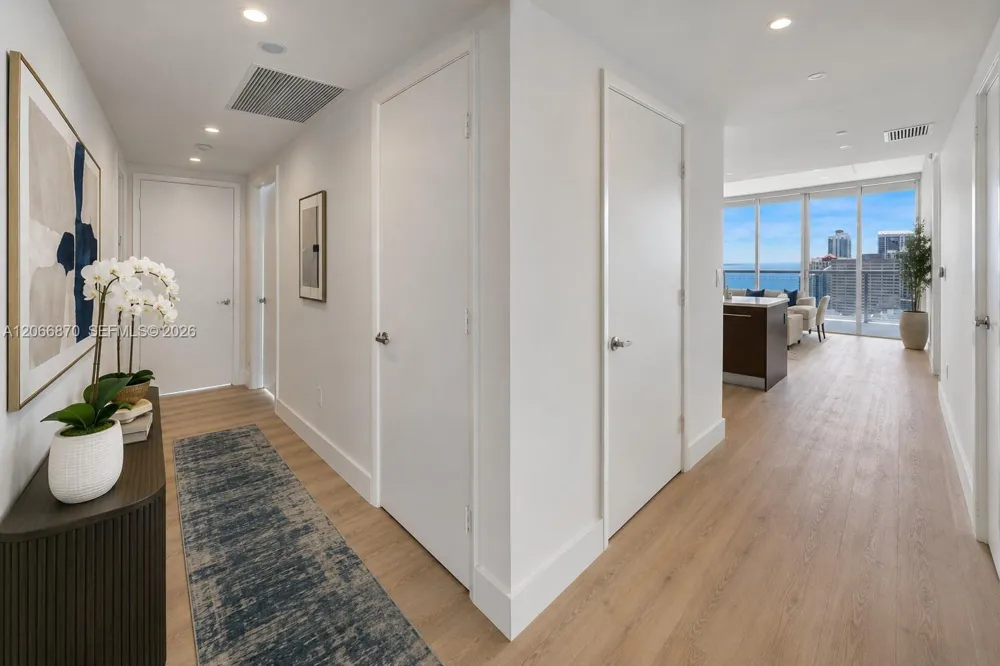 495 Brickell Ave #3601 Miami, FL 33131