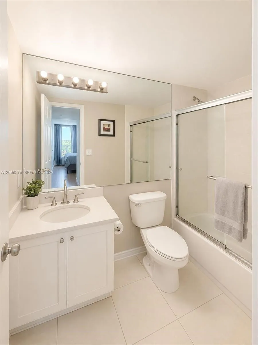 200 Leslie Dr #727 Hallandale Beach, FL 33009