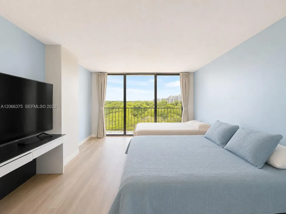 200 Leslie Dr #727 Hallandale Beach, FL 33009