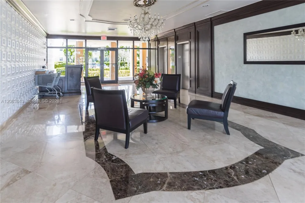 10101 E Bay Harbor Dr #404 Bay Harbor Islands, FL 33154