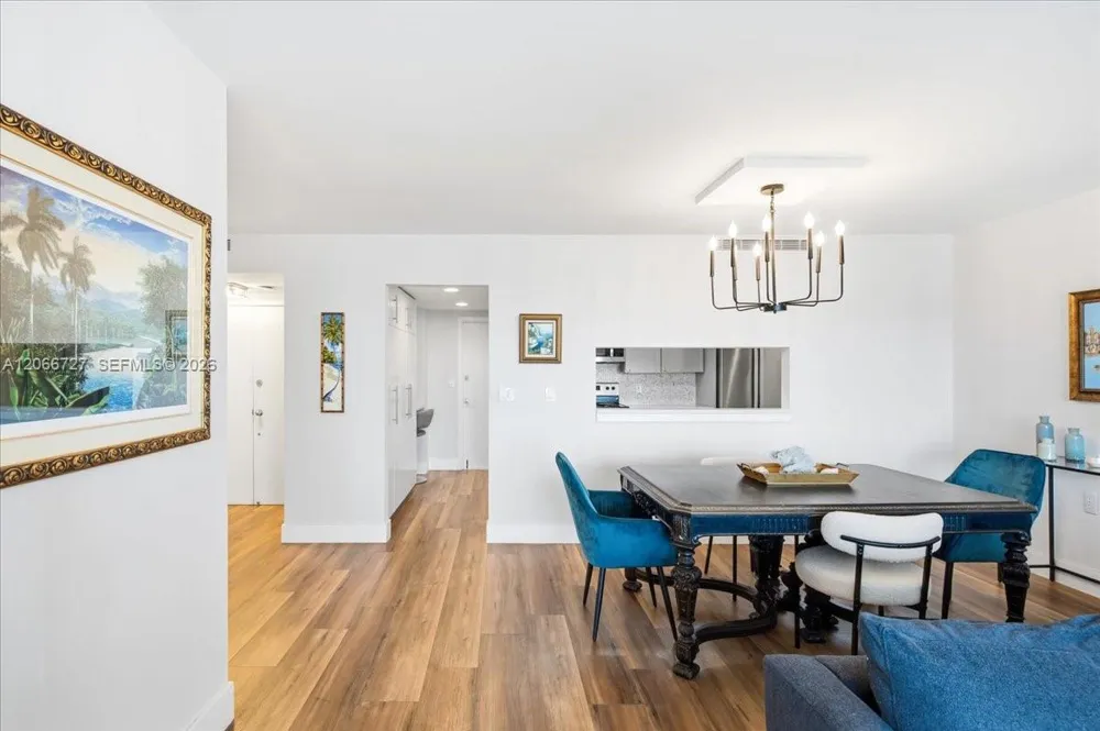 199 Ocean Lane Dr #1207 Key Biscayne, FL 33149