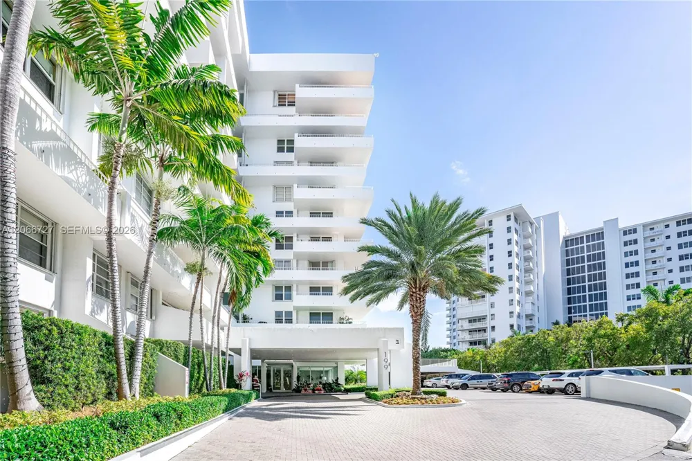 199 Ocean Lane Dr #1207 Key Biscayne, FL 33149