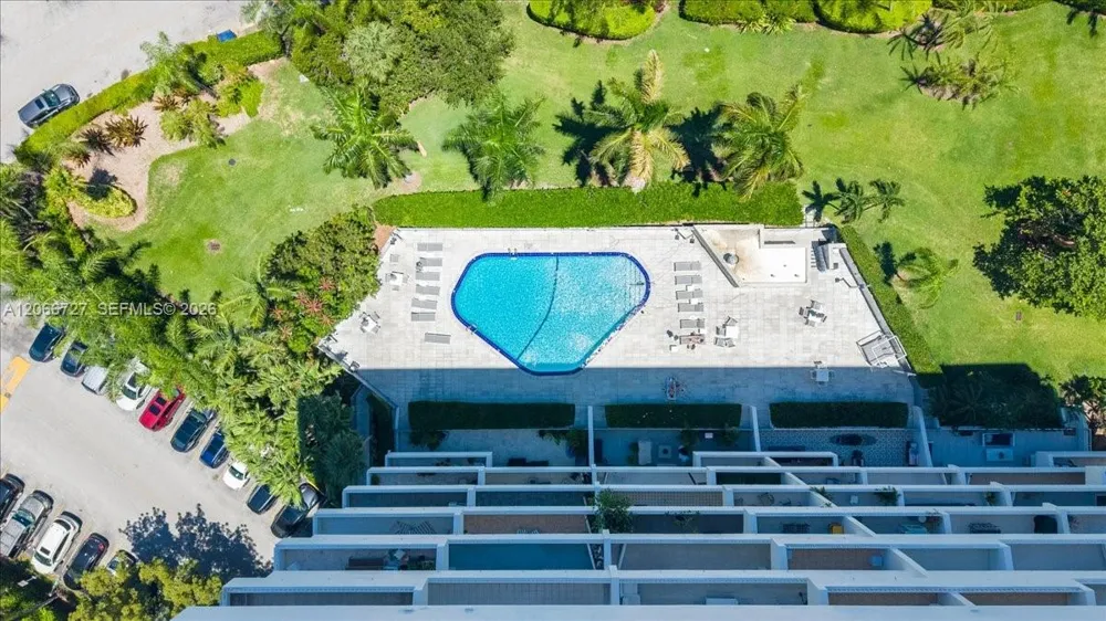 199 Ocean Lane Dr #1207 Key Biscayne, FL 33149