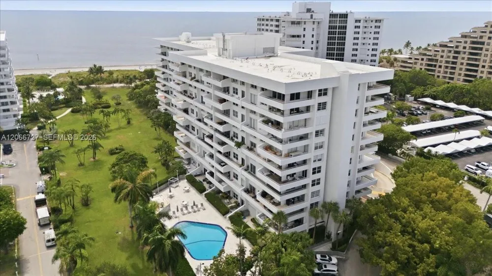 199 Ocean Lane Dr #1207 Key Biscayne, FL 33149