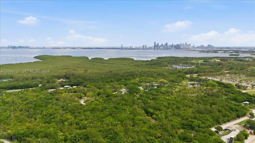 199 Ocean Lane Dr #1207 Key Biscayne, FL 33149