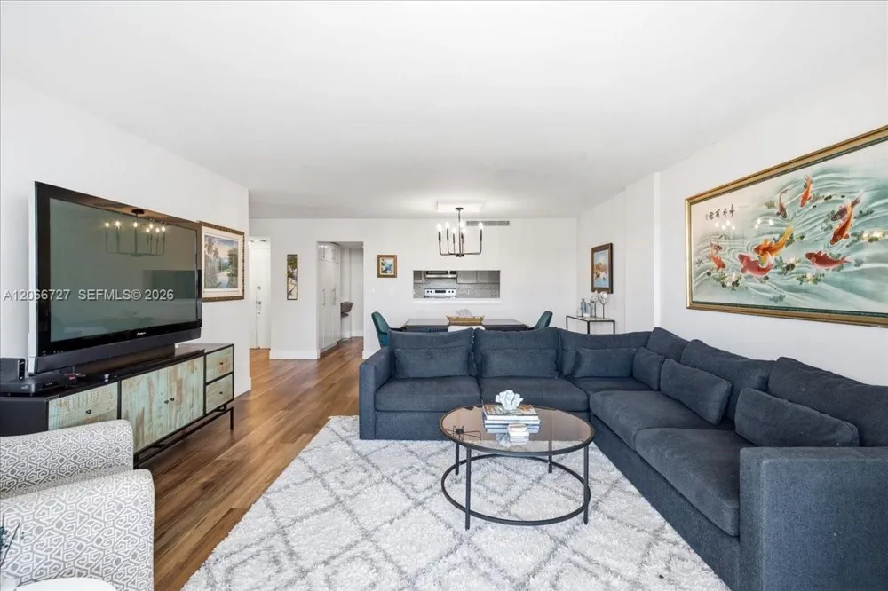 199 Ocean Lane Dr #1207 Key Biscayne, FL 33149