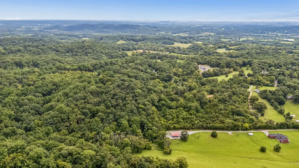 1590 Brinkley Branch Rd Hendersonville, TN 37075