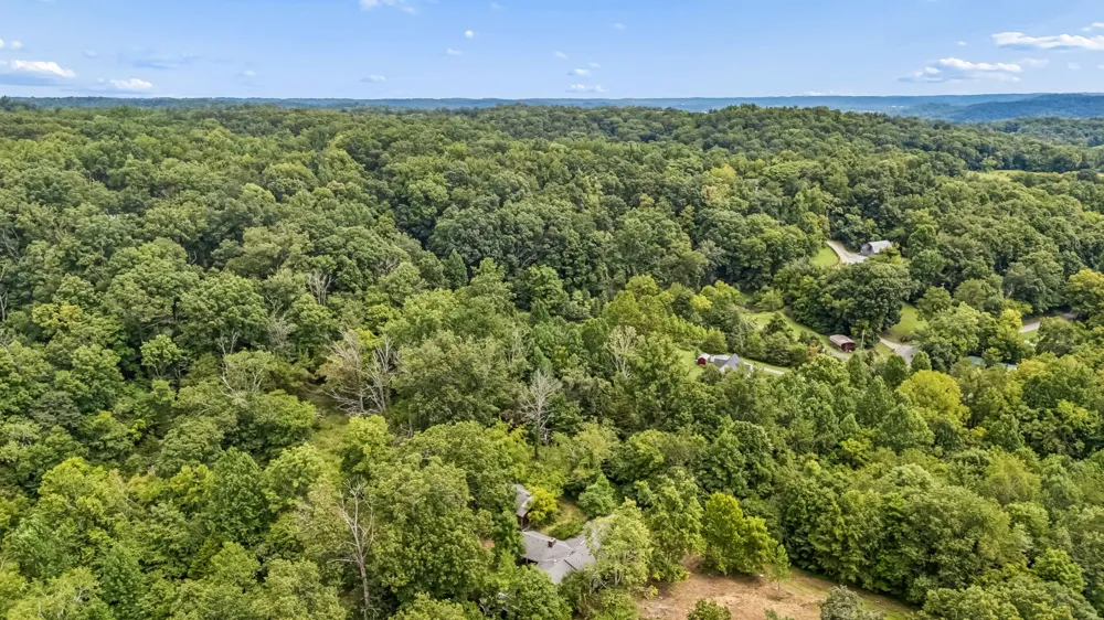 1590 Brinkley Branch Rd Hendersonville, TN 37075