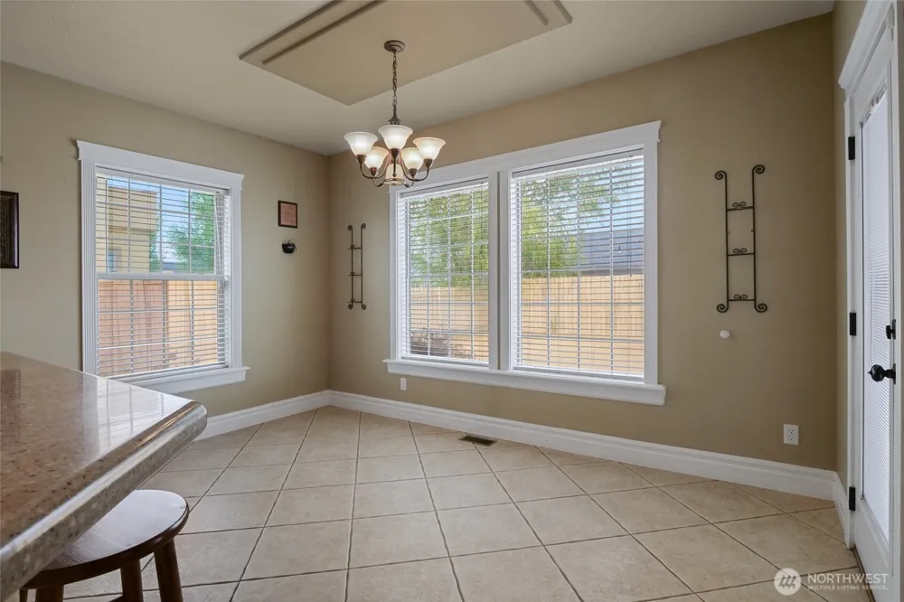 333 Crestview Moses Lake, WA 98837