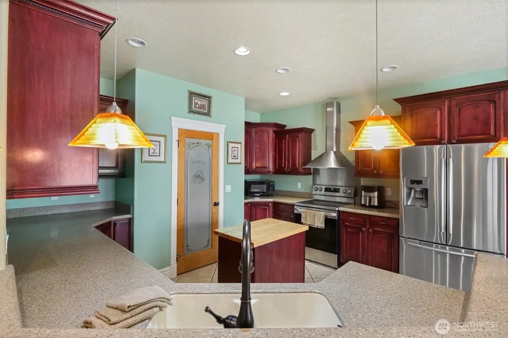 333 Crestview Moses Lake, WA 98837