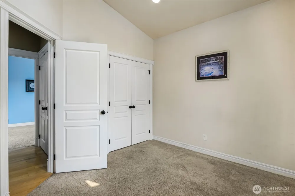 333 Crestview Moses Lake, WA 98837