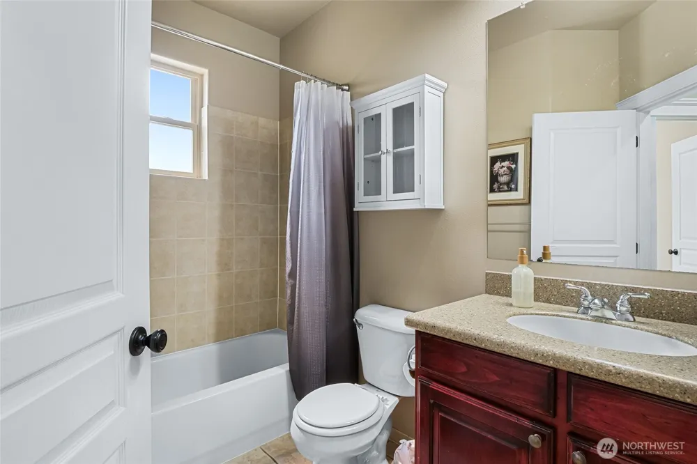 333 Crestview Moses Lake, WA 98837