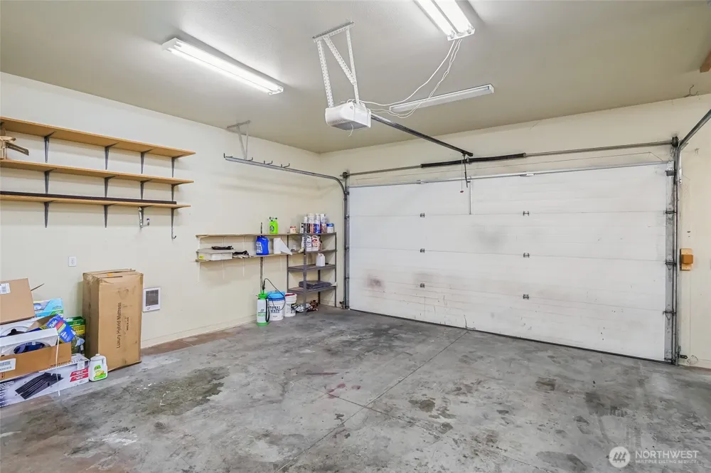 333 Crestview Moses Lake, WA 98837