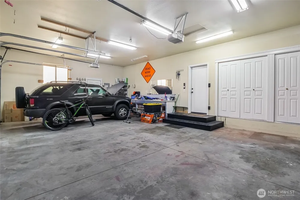 333 Crestview Moses Lake, WA 98837