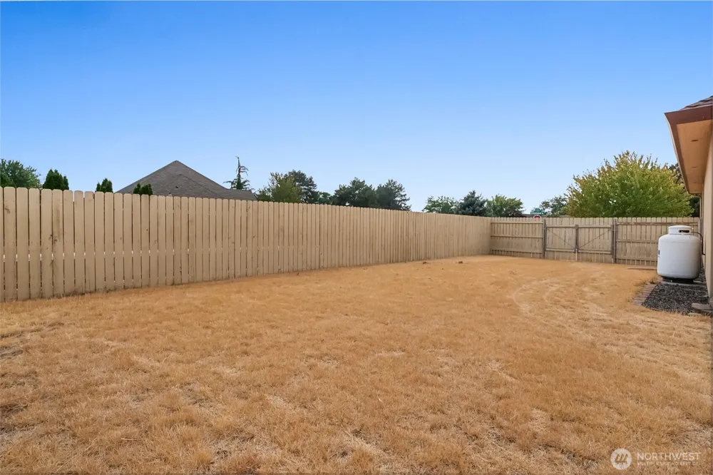 333 Crestview Moses Lake, WA 98837