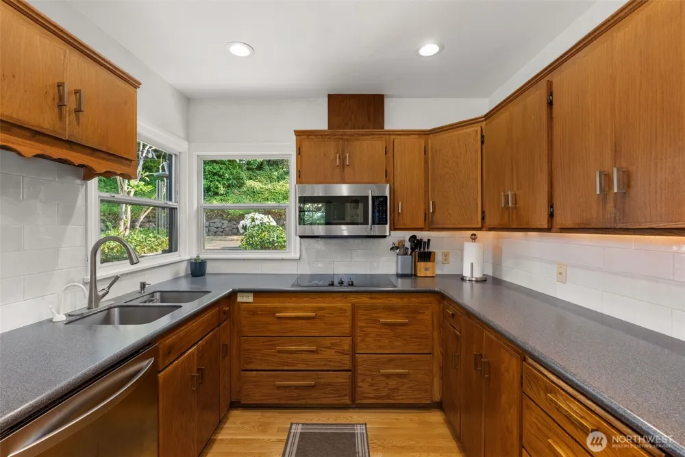 177 NE Fair Oaks Terrace Chehalis, WA 98532