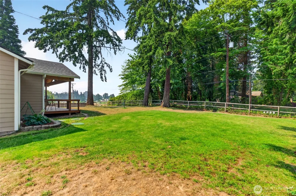 10516 36th Street E Edgewood, WA 98372