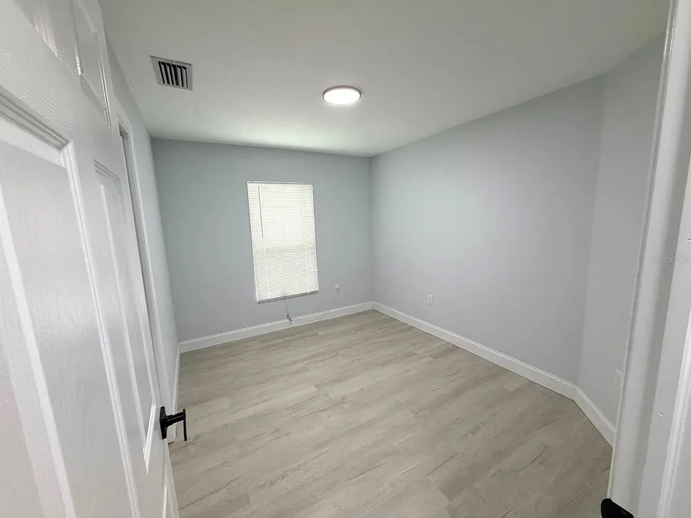 445 NW 10TH AVENUE Webster, FL 33597