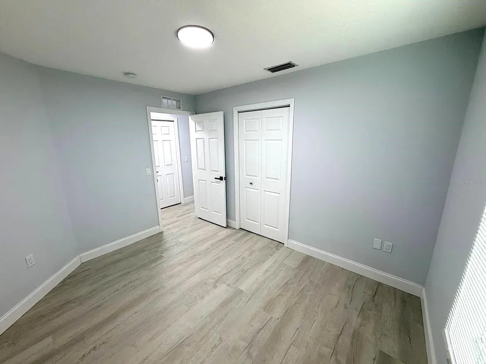 445 NW 10TH AVENUE Webster, FL 33597