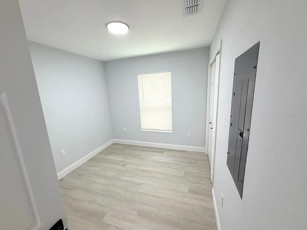 445 NW 10TH AVENUE Webster, FL 33597