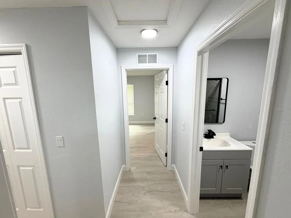 445 NW 10TH AVENUE Webster, FL 33597