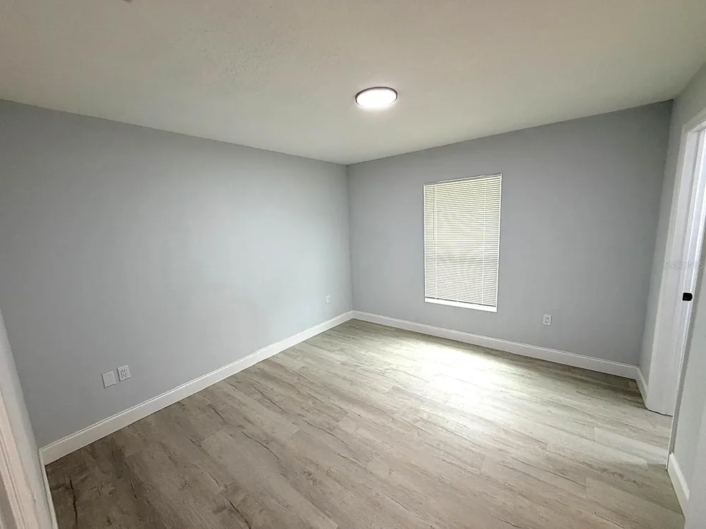 445 NW 10TH AVENUE Webster, FL 33597